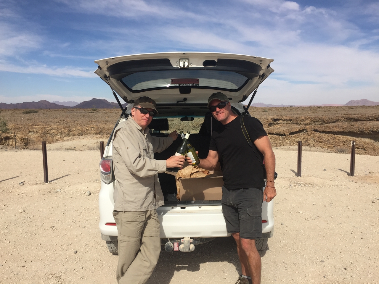 [16266] 2016_06_25_12_06_10_Africa_iPhone_6_IMG_8316_00867.jpg