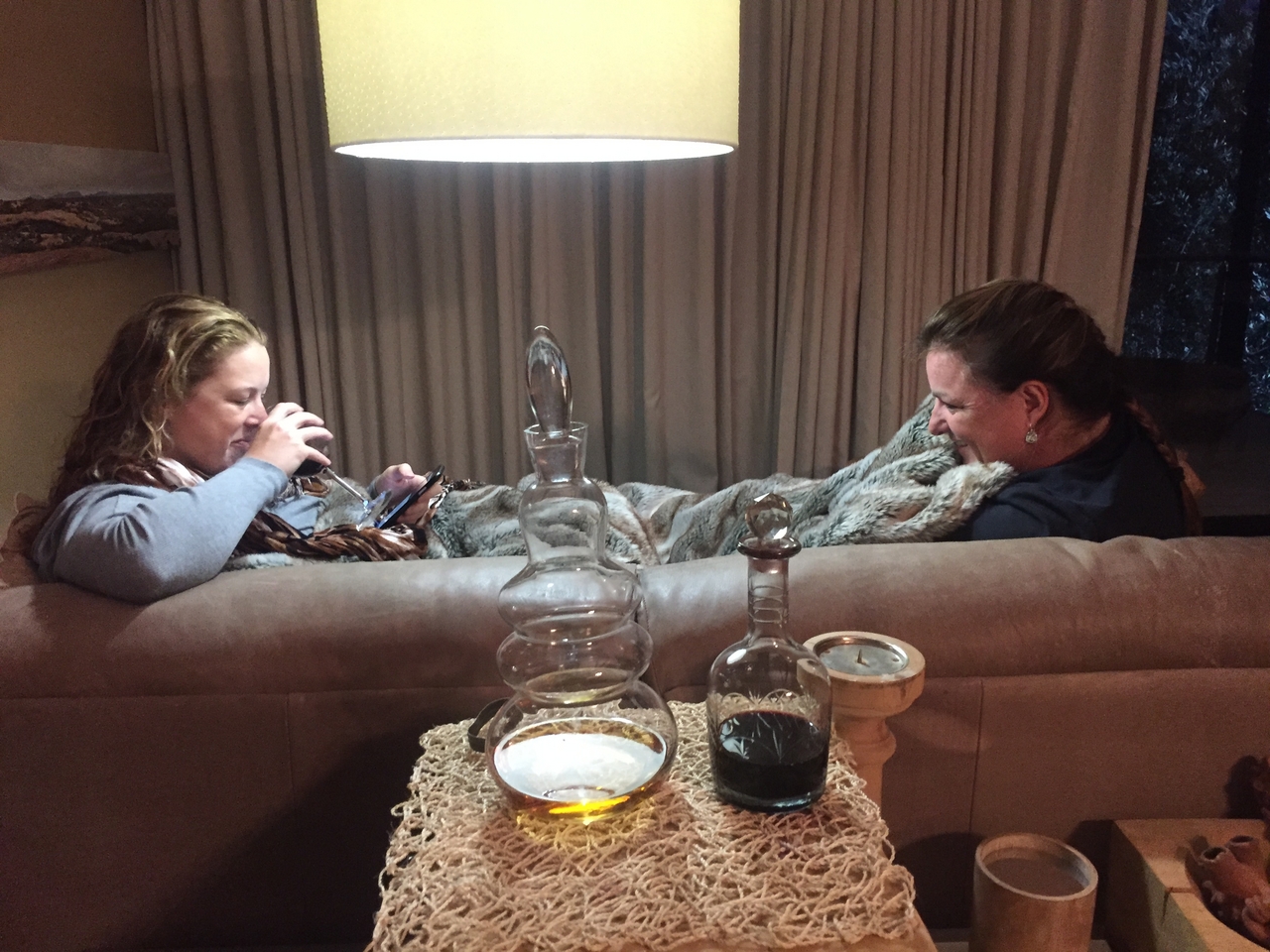 [16666] 2016_06_26_17_46_11_Africa_iPhone_6_IMG_8389_03272.jpg