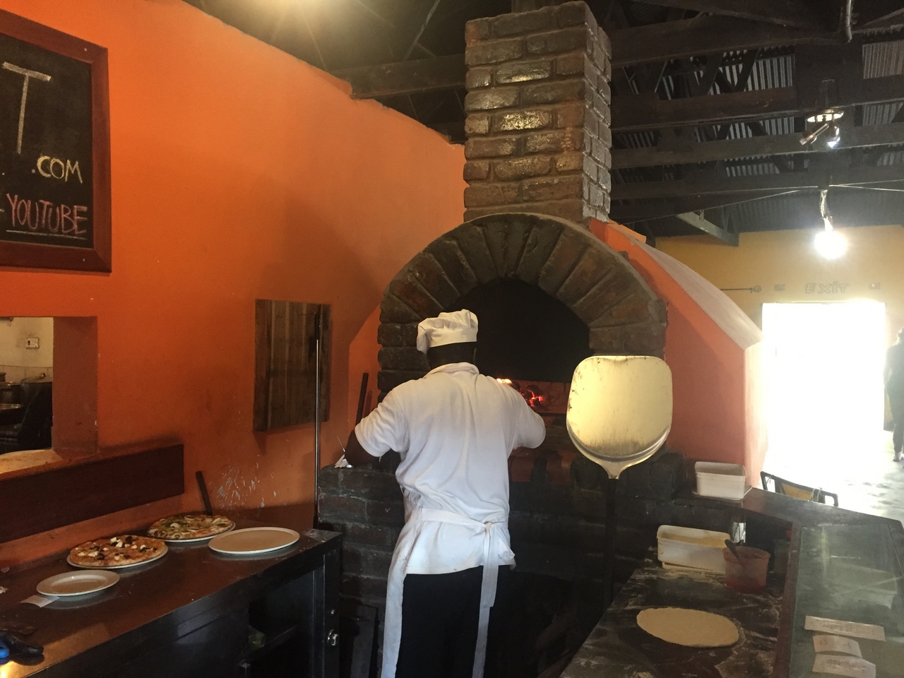 [32429] 2016_07_03_14_00_56_Africa_iPhone_6_IMG_8884_01369.jpg