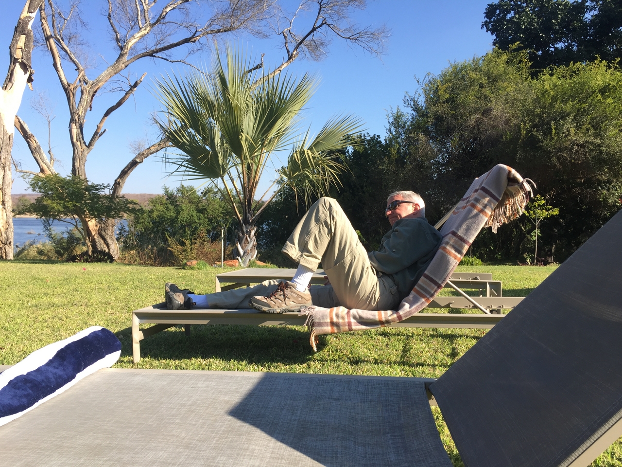 [34317] 2016_07_04_15_34_02_Africa_iPhone_6_IMG_9007_00002.jpg