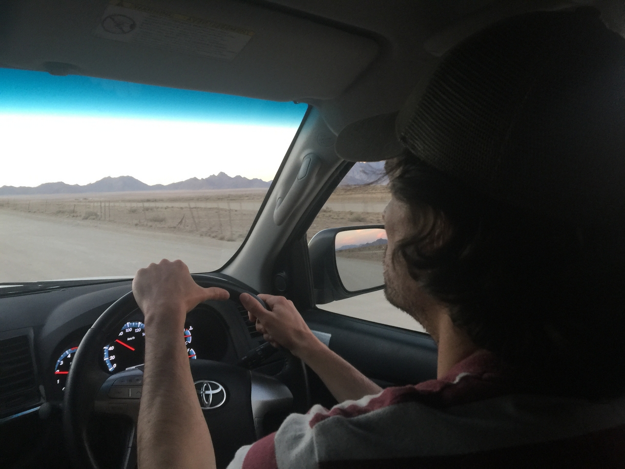 [14312] 2016_06_24_17_18_50_Africa_iPhone_6_Plus_IMG_3638_00255.jpg