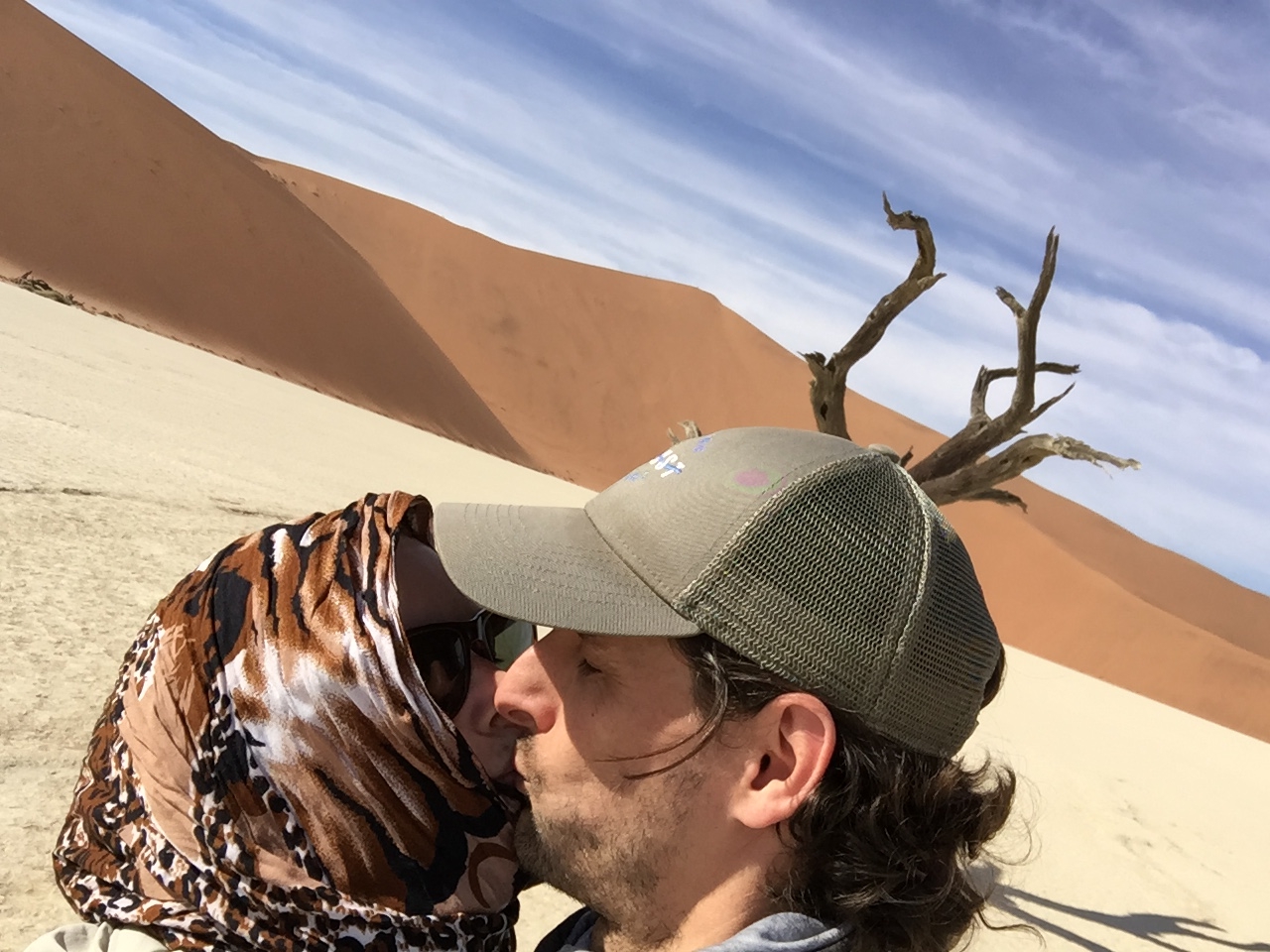 [16168] 2016_06_25_10_03_53_Africa_iPhone_6_Plus_IMG_3689_00300.jpg