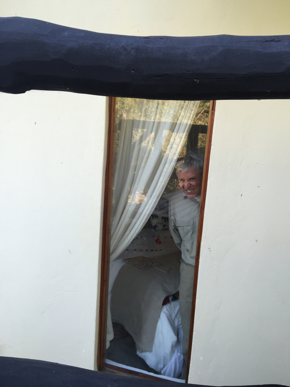 [28767] 2016_07_02_15_26_28_Africa_iPhone_6_Plus_IMG_4786_00179.jpg