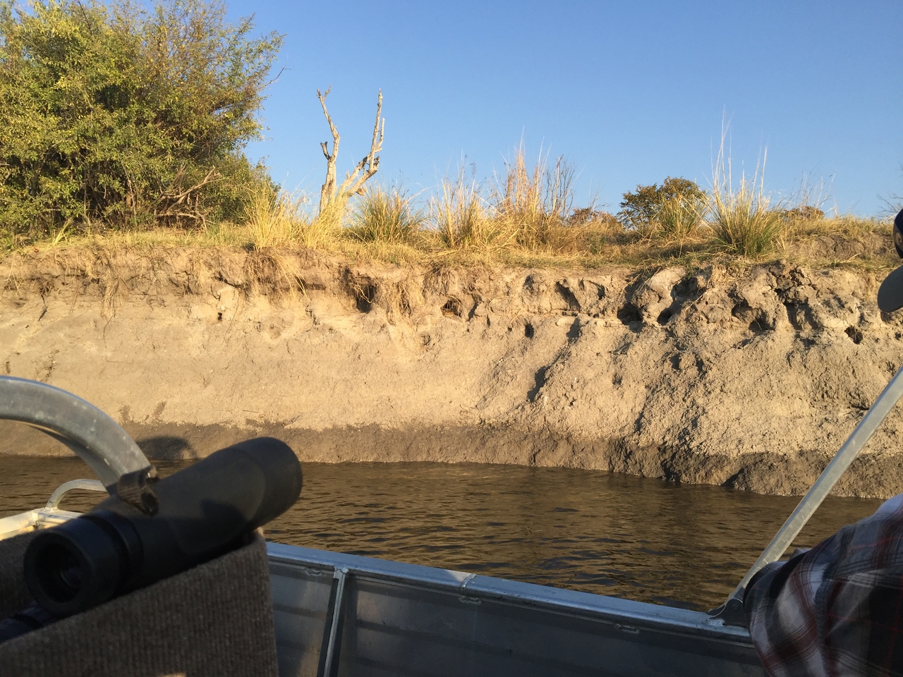 [28804] 2016_07_02_16_46_29_Africa_iPhone_6_Plus_IMG_4805_00679.jpg