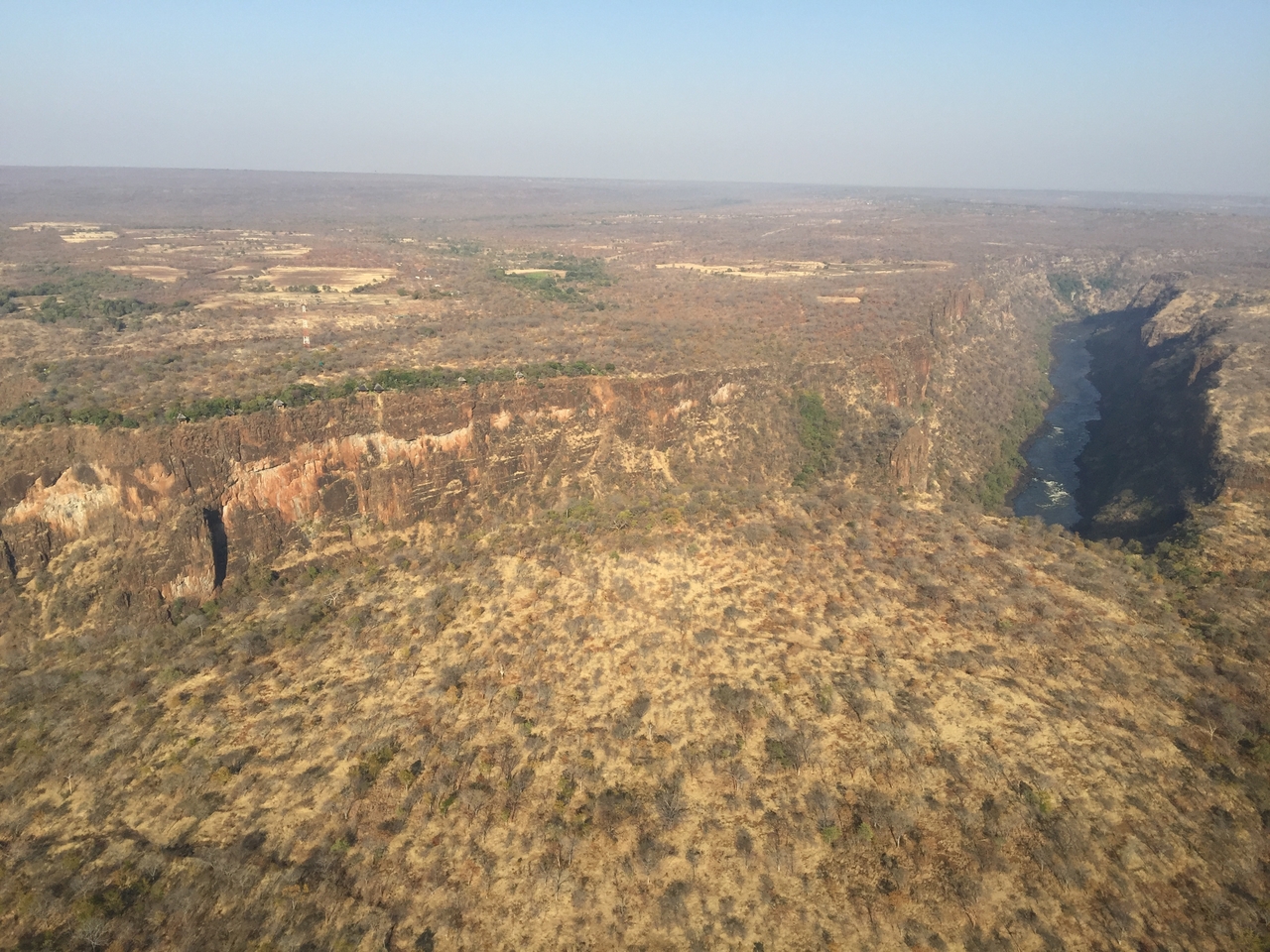 [31346] 2016_07_03_08_39_26_Africa_iPhone_6_Plus_IMG_4835_07283.jpg