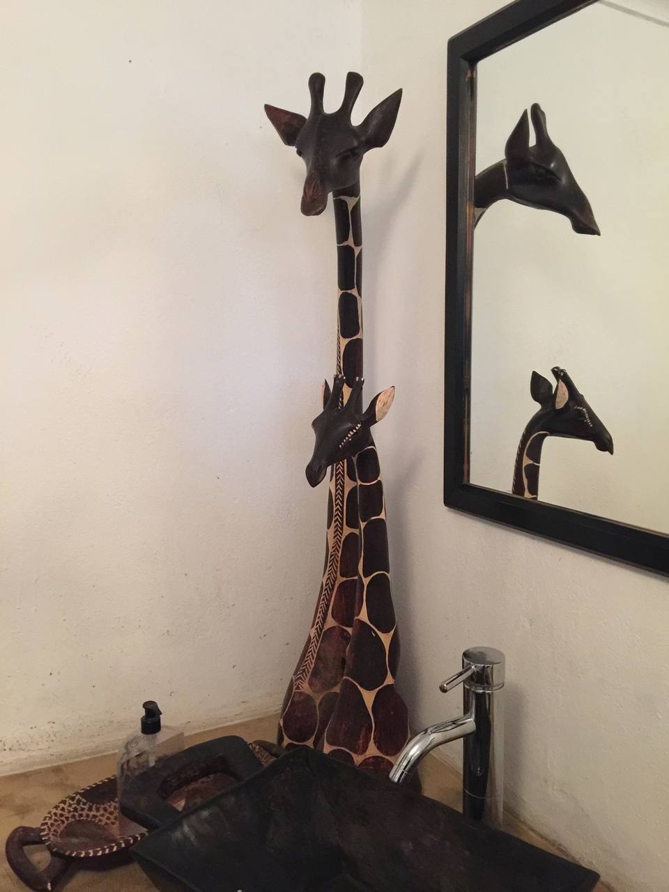 [31708] 2016_07_03_09_02_43_Africa_iPhone_6_Plus_IMG_4877_00736.jpg