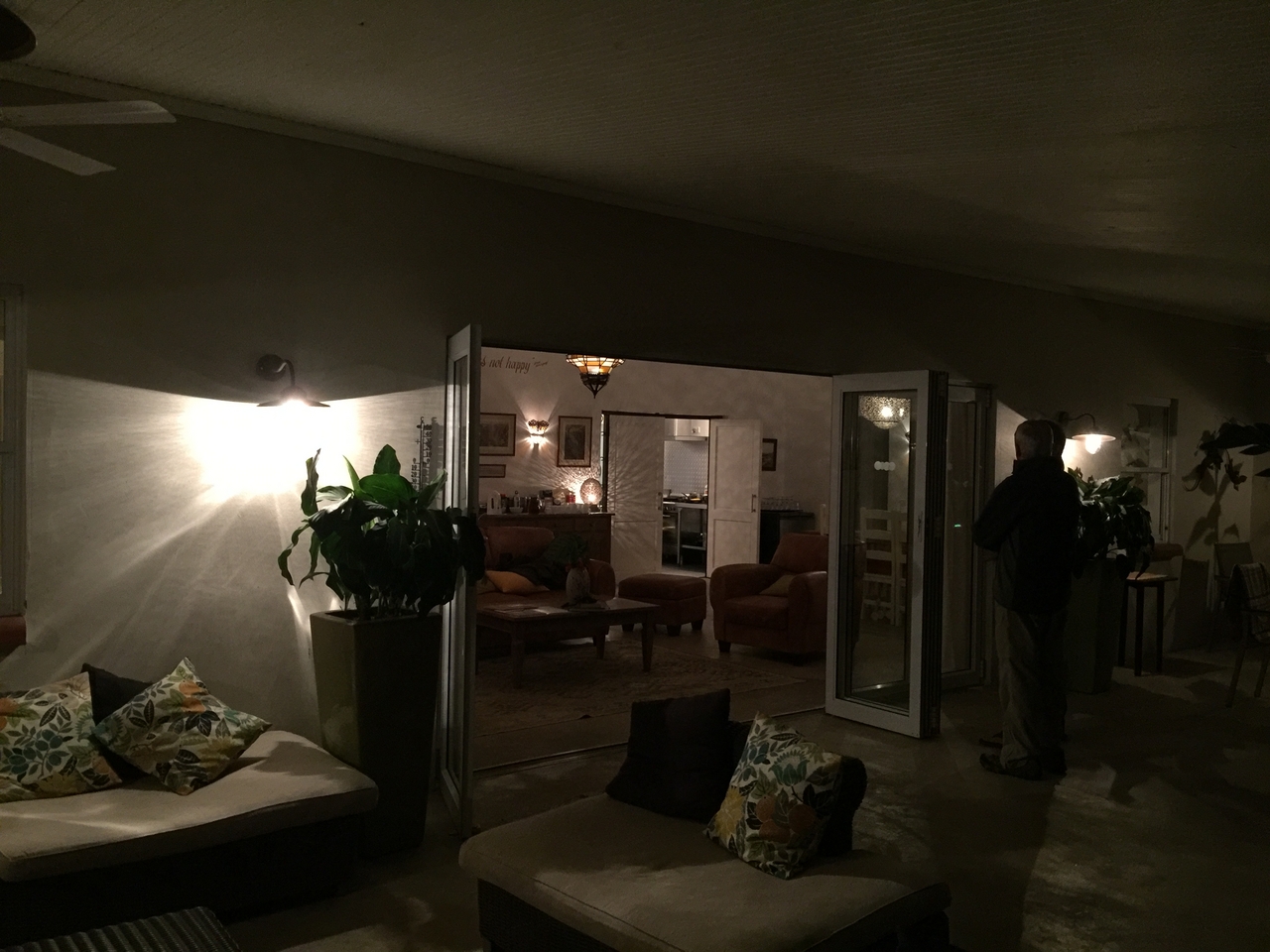 [32753] 2016_07_03_18_46_17_Africa_iPhone_6_Plus_IMG_4974_07395.jpg