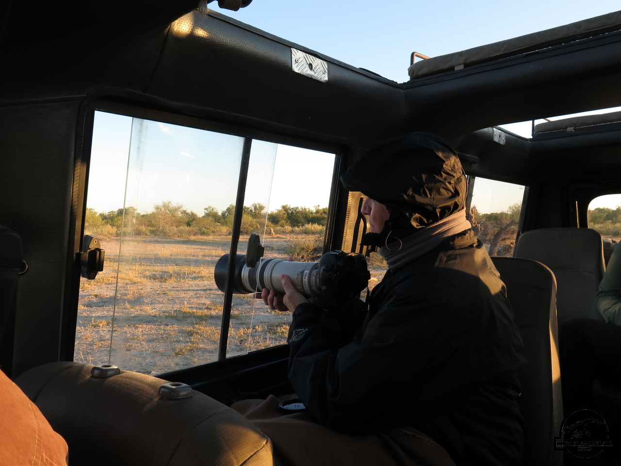 [702] 2019_06_20_01_36_35_Africa_Canon_PowerShot_G16_IMG_0004_00408.jpg