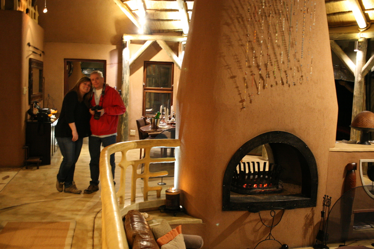 [320] 2016_06_21_14_38_37_Africa_Canon_EOS_30D_IMG_1738_00185.jpg