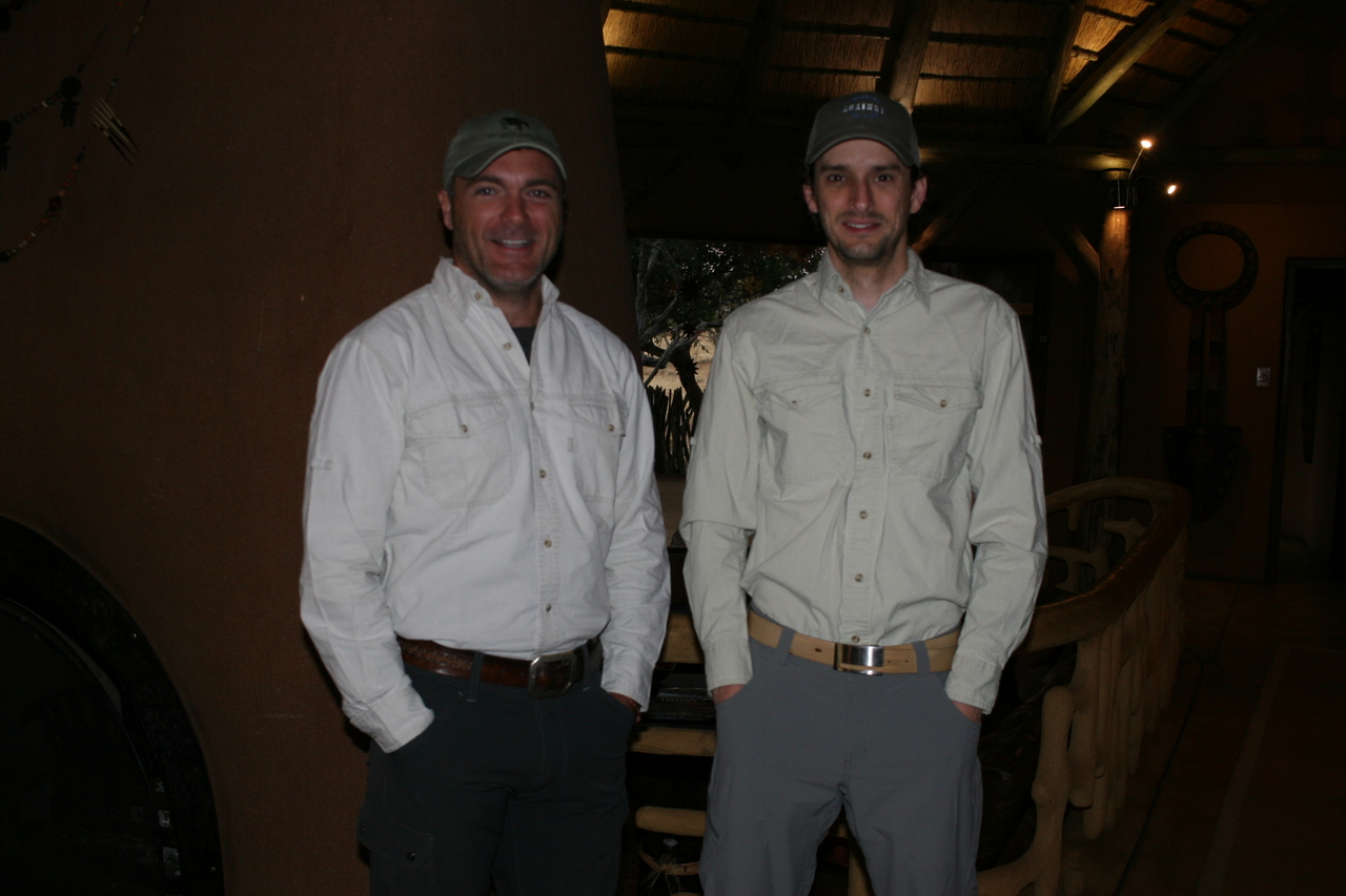 [485] 2016_06_22_01_38_25_Africa_Canon_EOS_30D_IMG_1750_00017.jpg