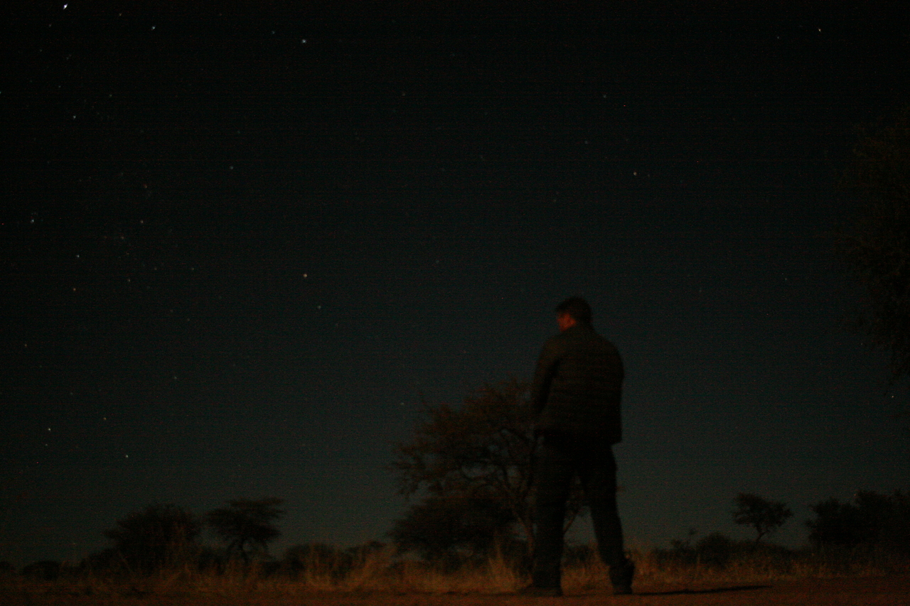 [3719] 2016_06_22_17_34_32_Africa_Canon_EOS_30D_IMG_1817_00261.jpg