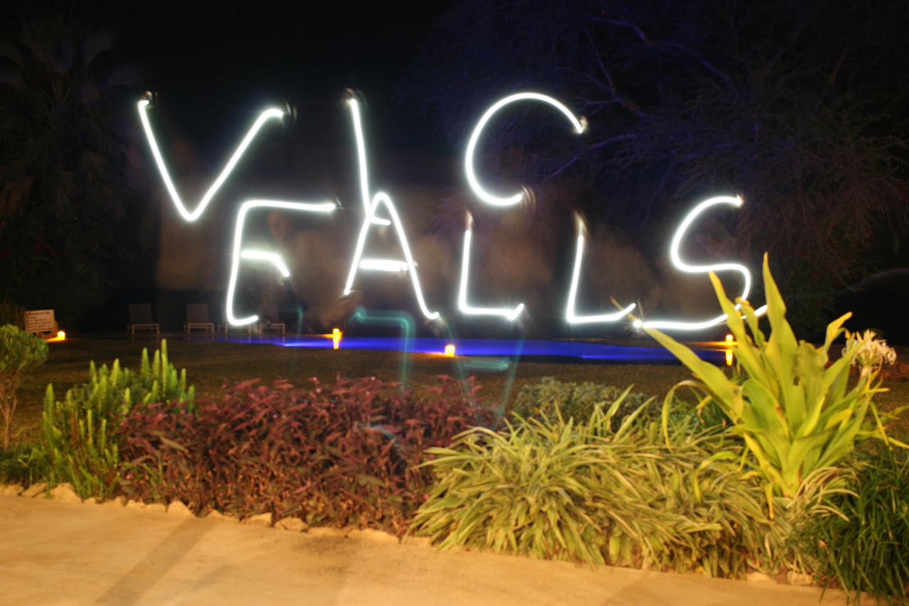 [32566] 2016_07_03_15_03_36_Africa_Canon_EOS_30D_IMG_2005_00268.jpg