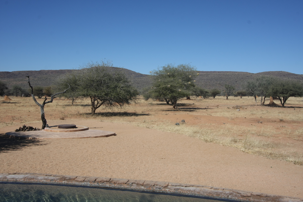 [2271] 2016_06_22_07_36_13_Africa_Canon_EOS_40D_IMG__00531.jpg