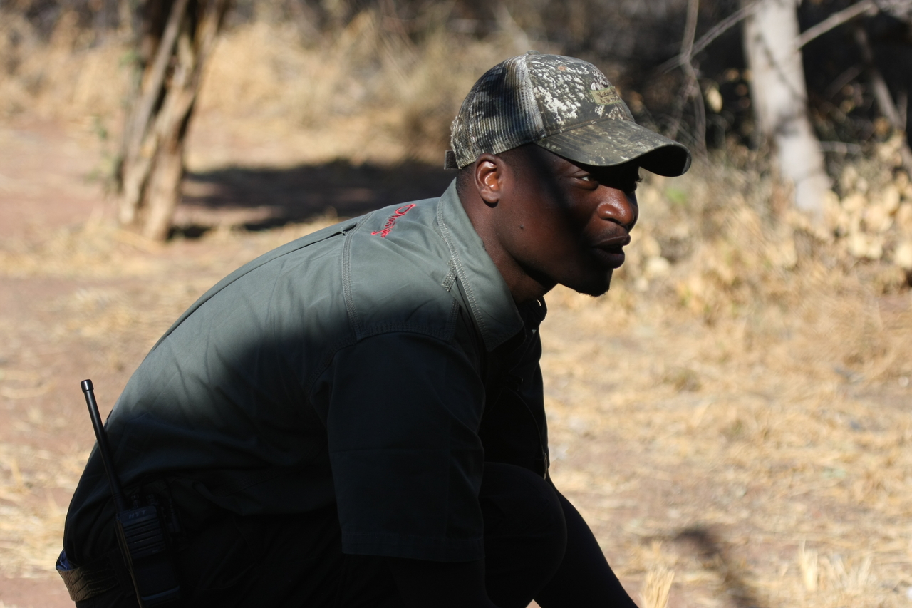 [5514] 2016_06_23_10_14_33_Africa_Canon_EOS_40D_IMG__08450.jpg