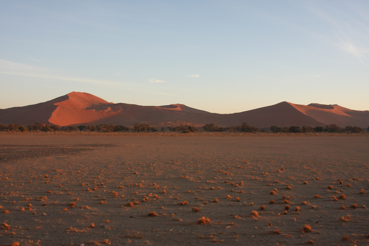 [14634] 2016_06_25_01_51_56_Africa_Canon_EOS_40D_IMG__00212.jpg