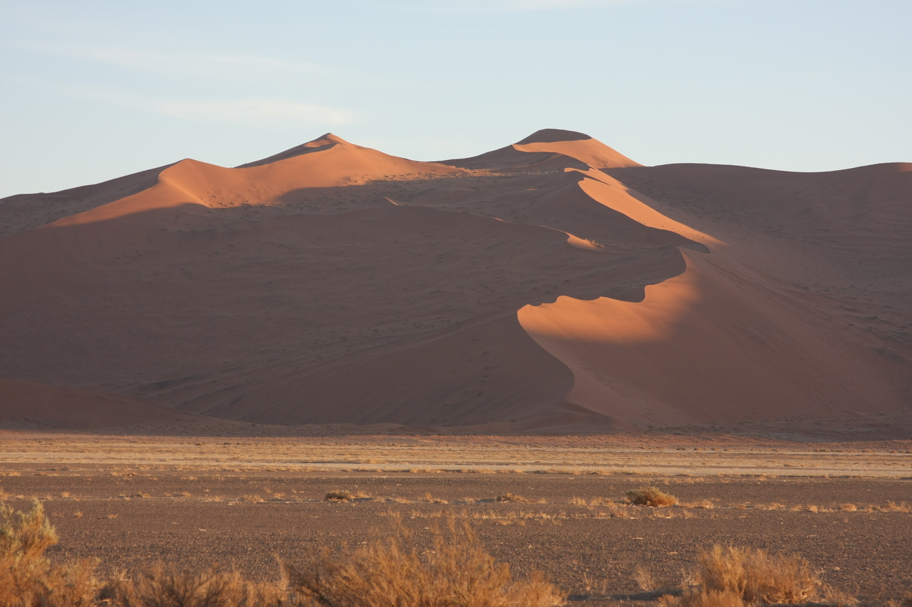 [14674] 2016_06_25_02_08_37_Africa_Canon_EOS_40D_IMG__09476.jpg