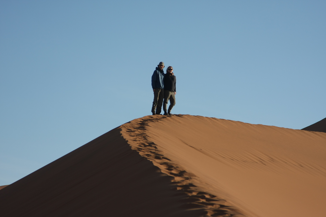 [14845] 2016_06_25_02_55_05_Africa_Canon_EOS_40D_IMG__09690.jpg