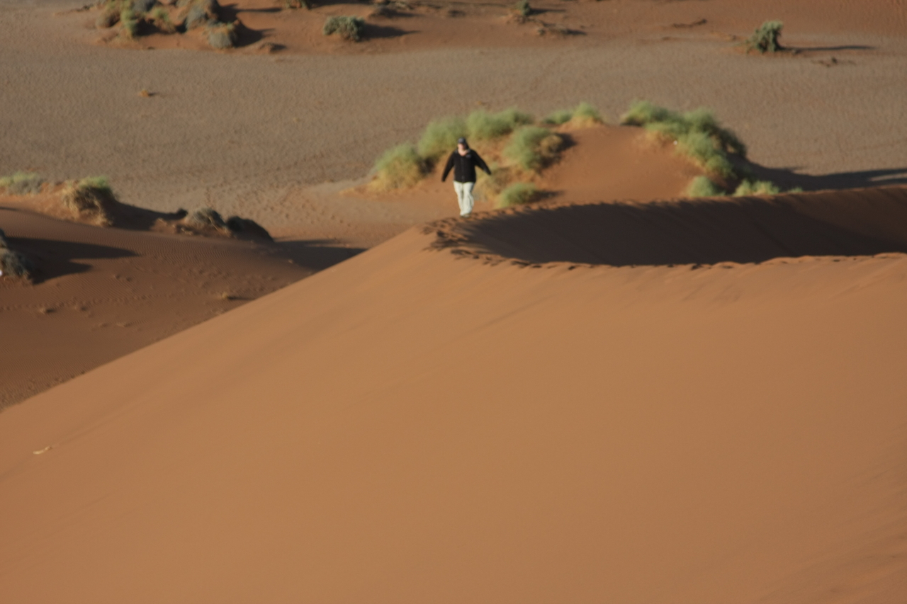 [14870] 2016_06_25_02_58_34_Africa_Canon_EOS_40D_IMG__00258.jpg