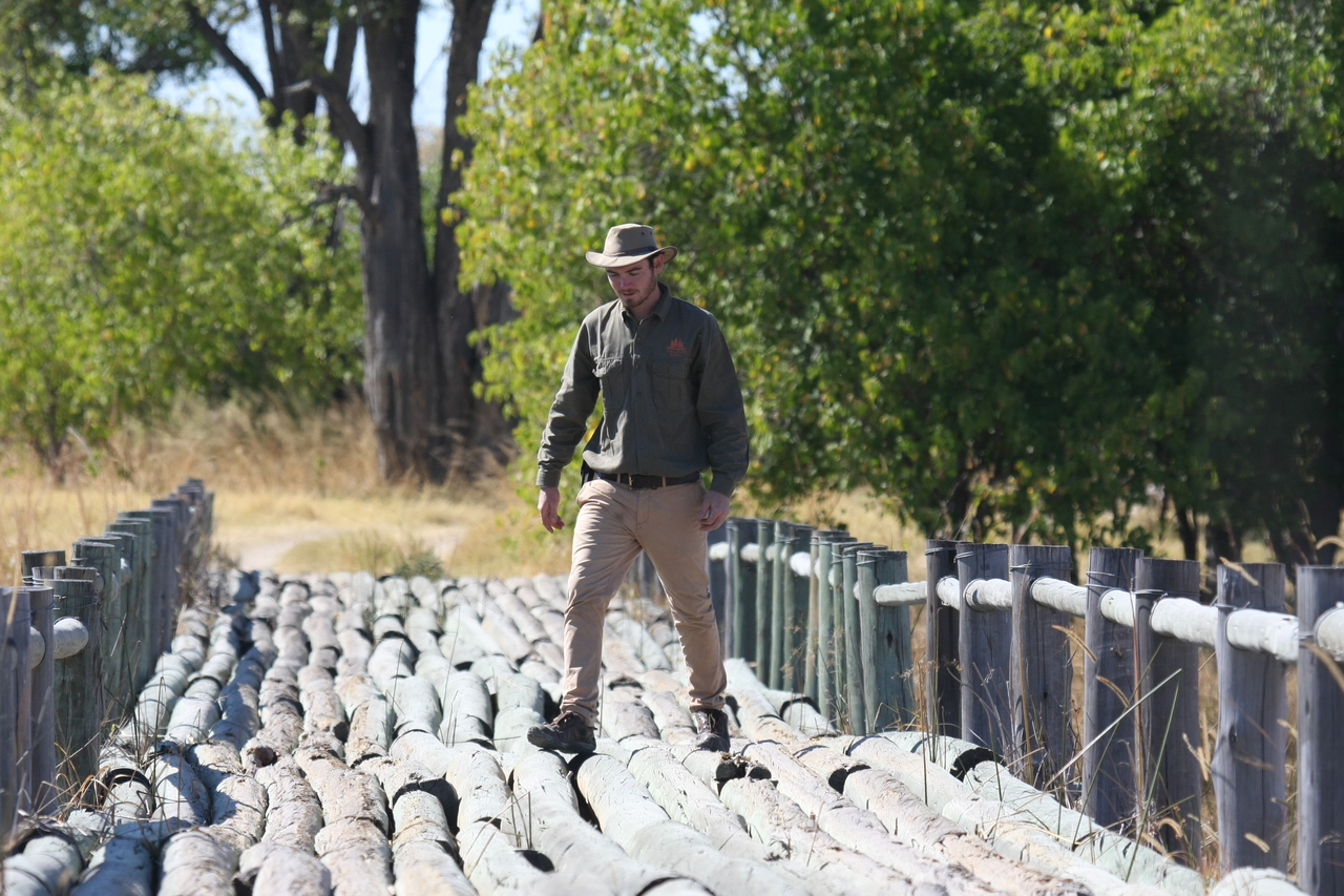 [19508] 2016_06_28_05_16_23_Africa_Canon_EOS_40D_IMG__00617.jpg