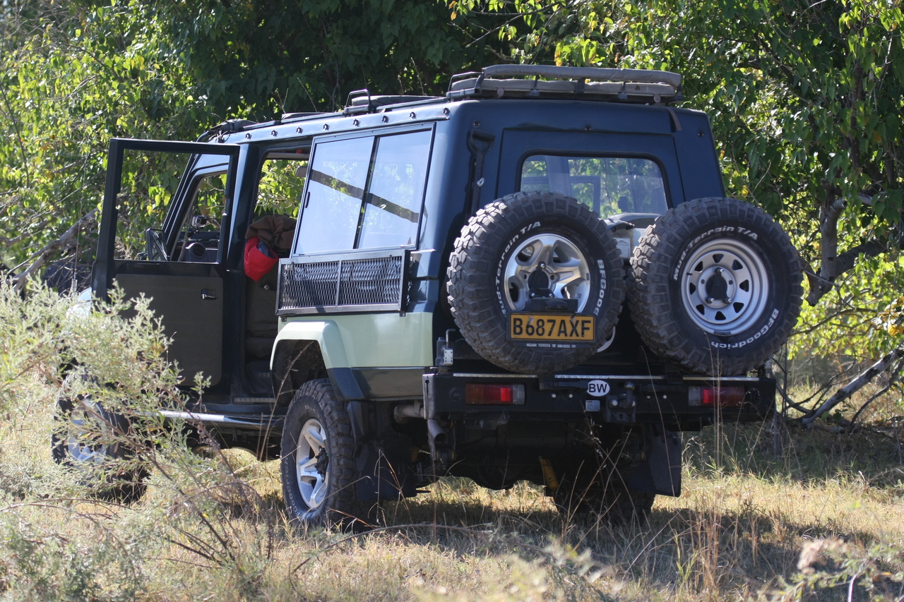 [21150] 2016_06_29_03_45_06_Africa_Canon_EOS_40D_IMG__00135.jpg