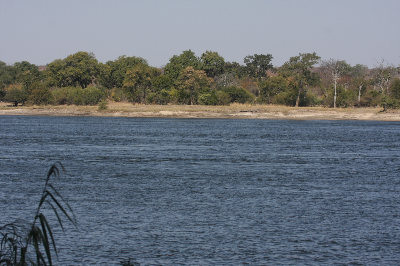 [27896] 2016_07_02_08_38_50_Africa_Canon_EOS_40D_IMG__12003.jpg