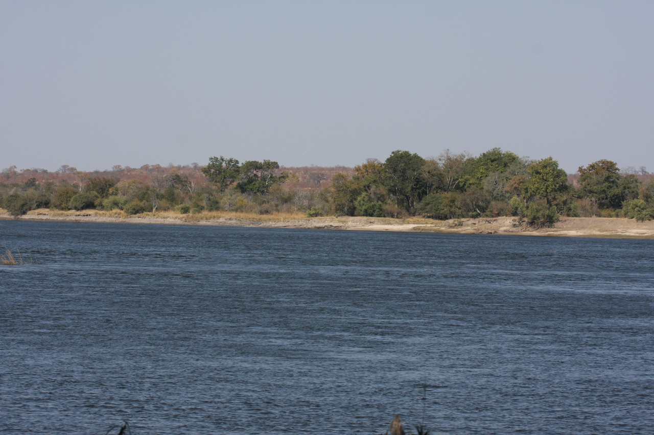 [27910] 2016_07_02_08_39_54_Africa_Canon_EOS_40D_IMG__04561.jpg