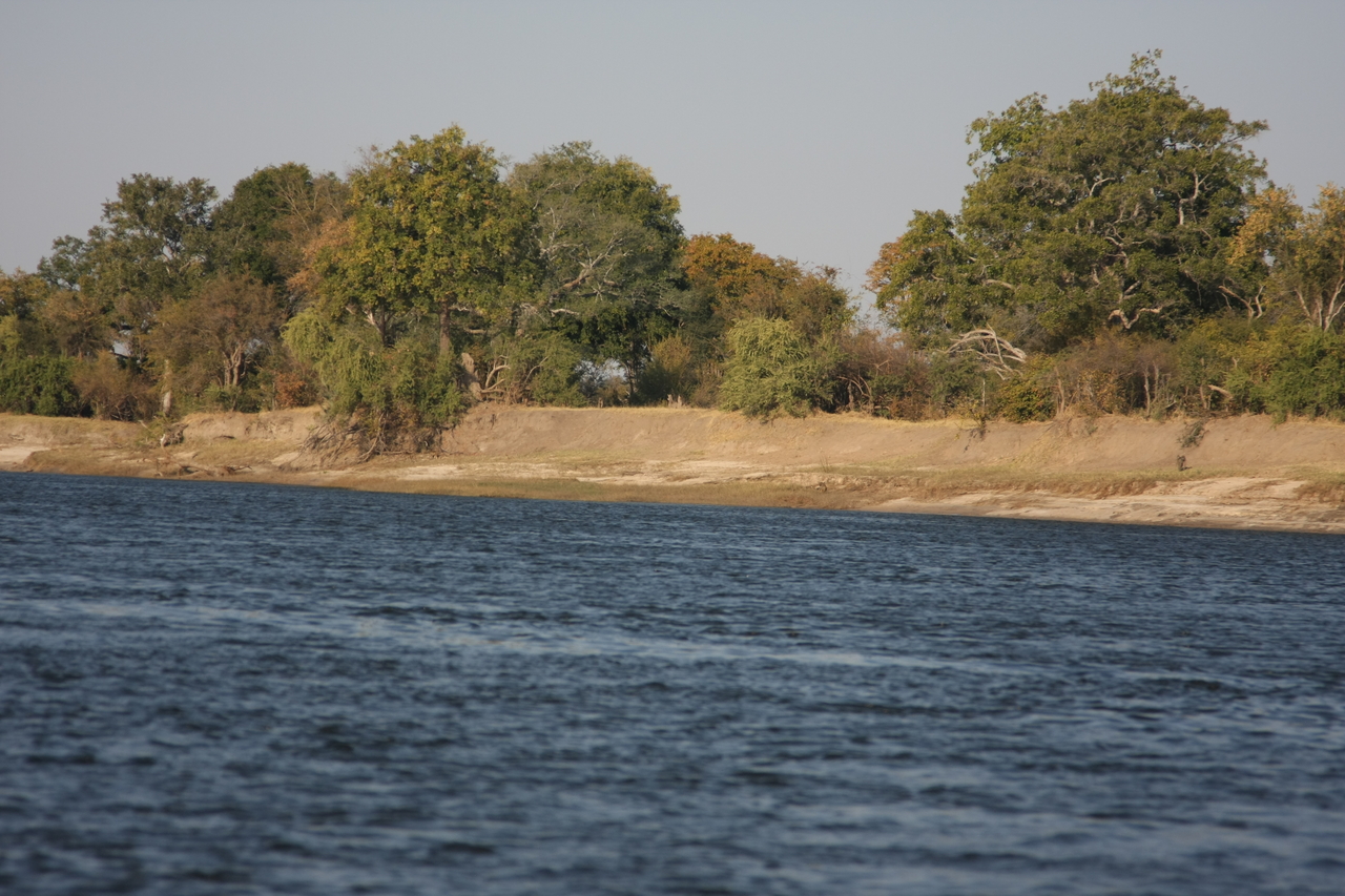 [28190] 2016_07_02_10_24_46_Africa_Canon_EOS_40D_IMG__12029.jpg