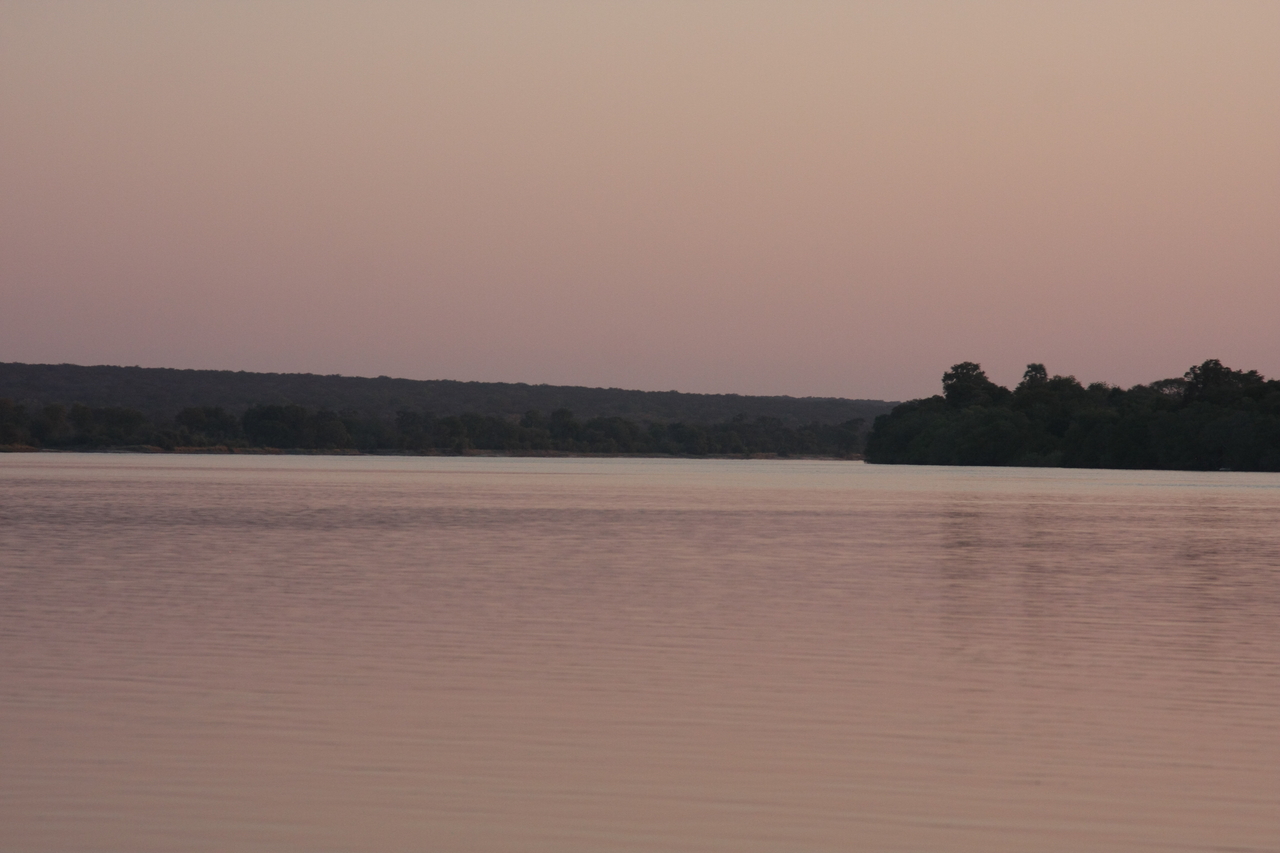 [28657] 2016_07_02_11_39_04_Africa_Canon_EOS_40D_IMG__00207.jpg