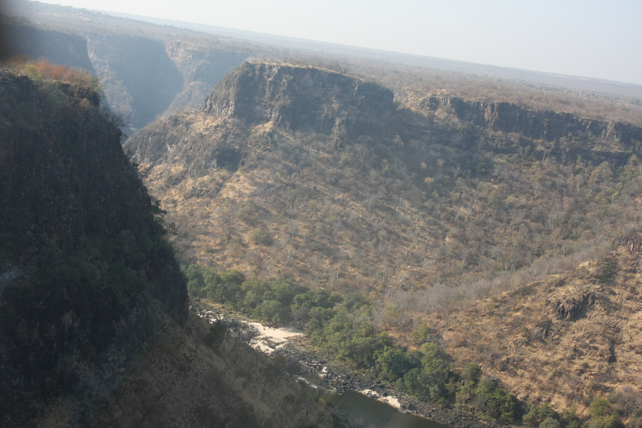 [29285] 2016_07_03_02_58_38_Africa_Canon_EOS_40D_IMG__05610.jpg