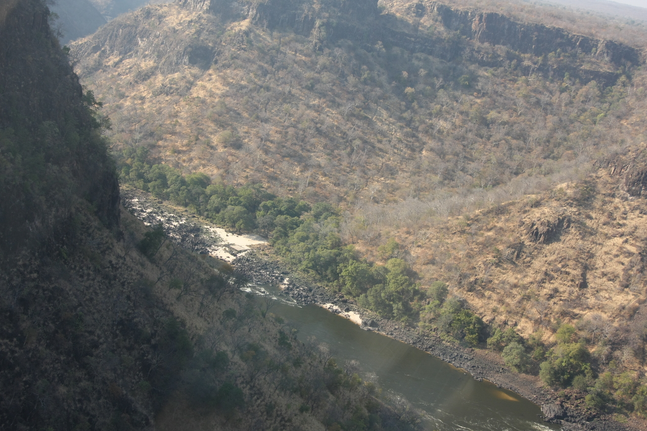 [29292] 2016_07_03_02_58_39_Africa_Canon_EOS_40D_IMG__13064.jpg