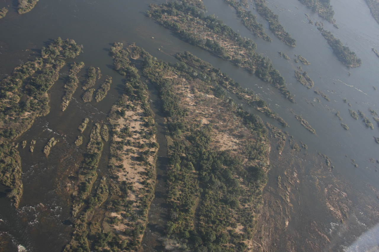 [29697] 2016_07_03_03_07_22_Africa_Canon_EOS_40D_IMG__12410.jpg