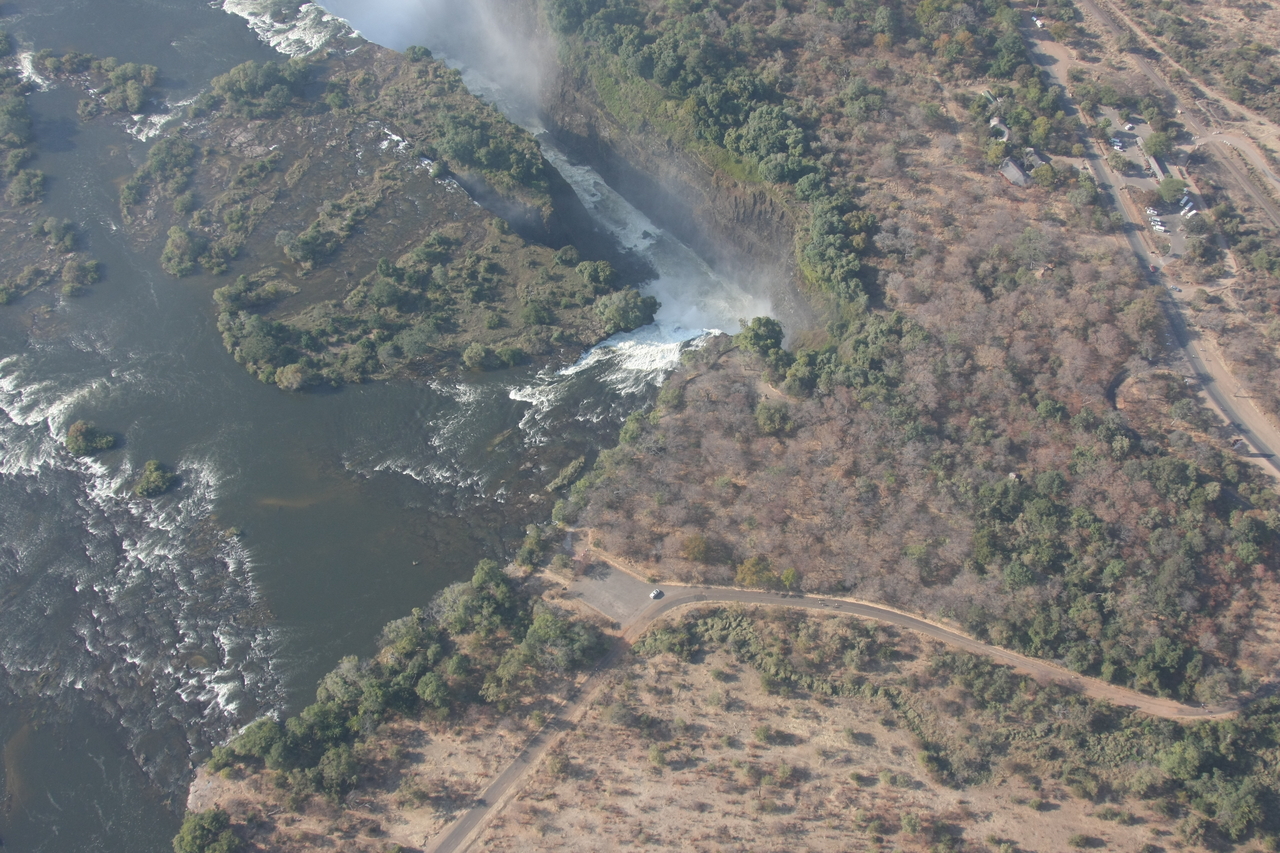 [29704] 2016_07_03_03_07_40_Africa_Canon_EOS_40D_IMG__04965.jpg