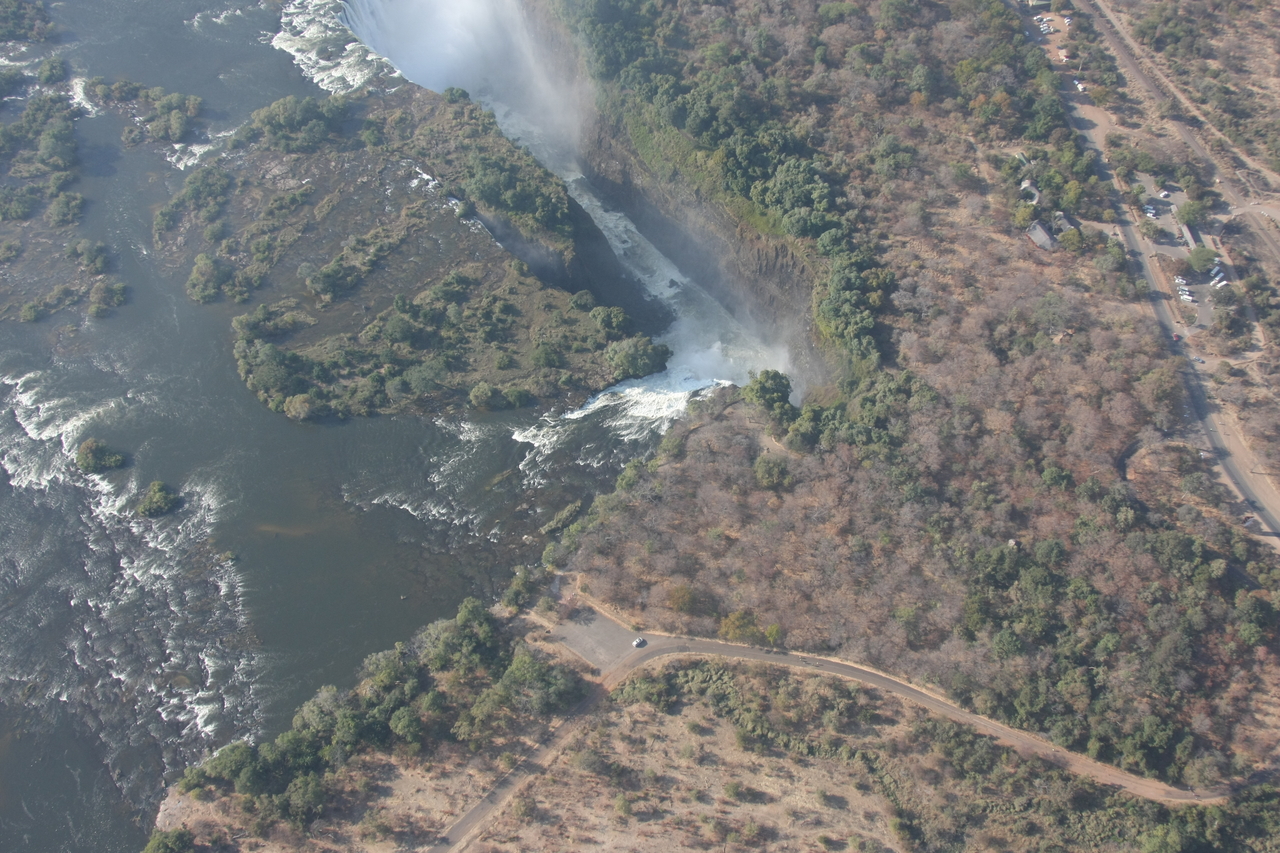 [29706] 2016_07_03_03_07_40_Africa_Canon_EOS_40D_IMG__04968.jpg