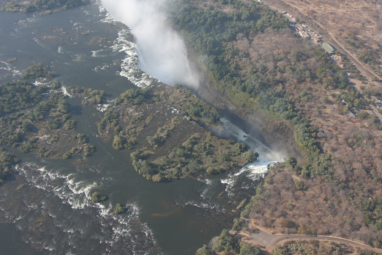 [29976] 2016_07_03_03_09_37_Africa_Canon_EOS_40D_IMG__00239.jpg