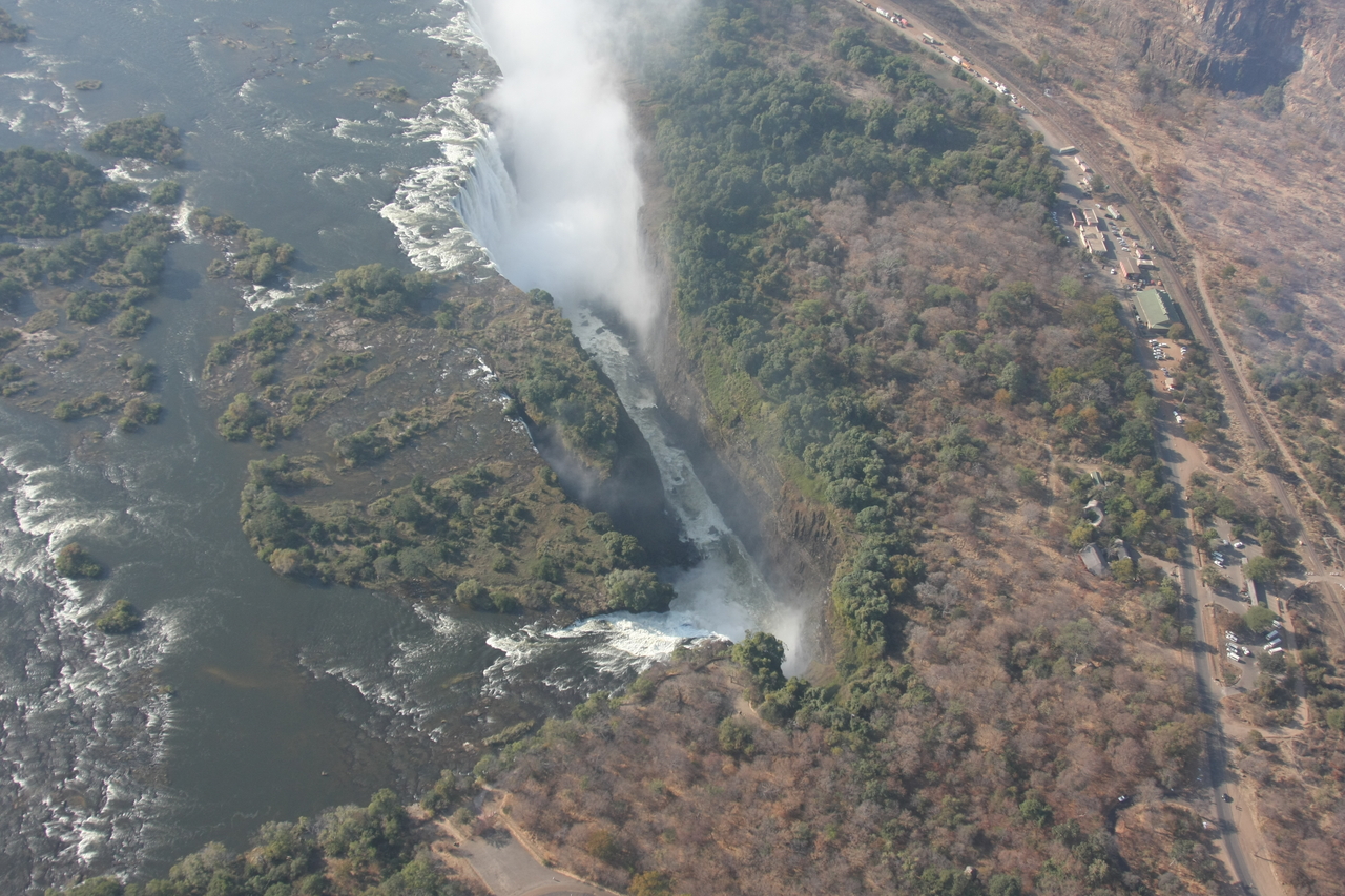 [30007] 2016_07_03_03_09_41_Africa_Canon_EOS_40D_IMG__00249.jpg