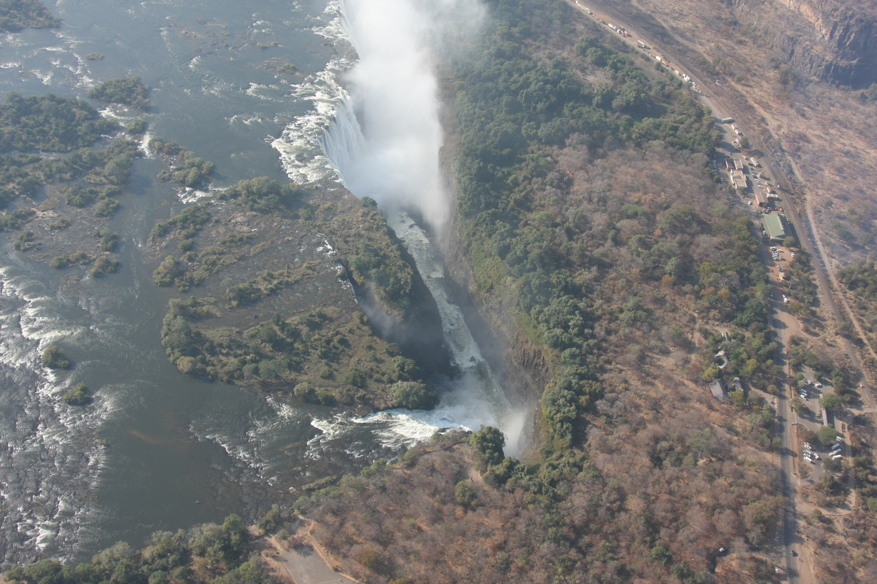 [30016] 2016_07_03_03_09_42_Africa_Canon_EOS_40D_IMG__05081.jpg
