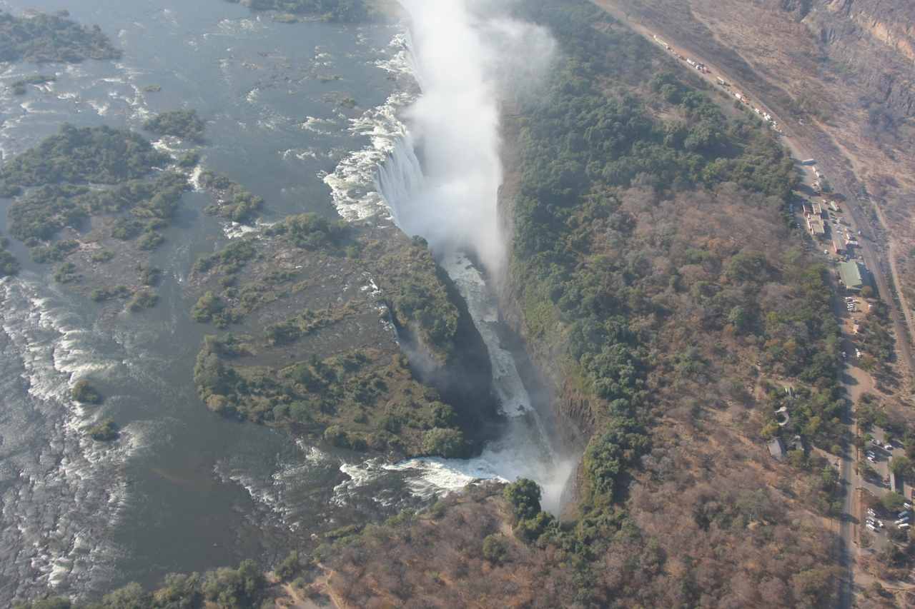 [30021] 2016_07_03_03_09_42_Africa_Canon_EOS_40D_IMG__12530.jpg