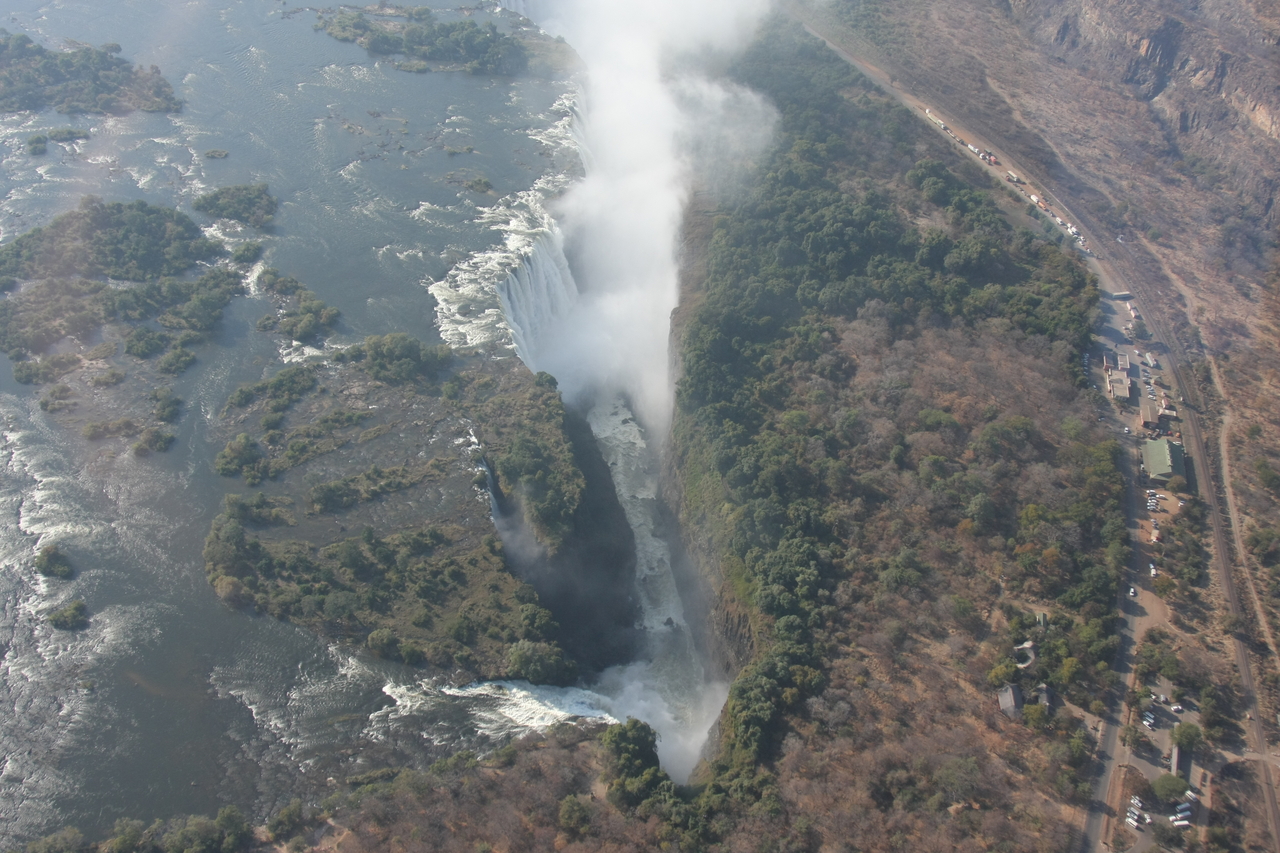 [30037] 2016_07_03_03_09_44_Africa_Canon_EOS_40D_IMG__12534.jpg