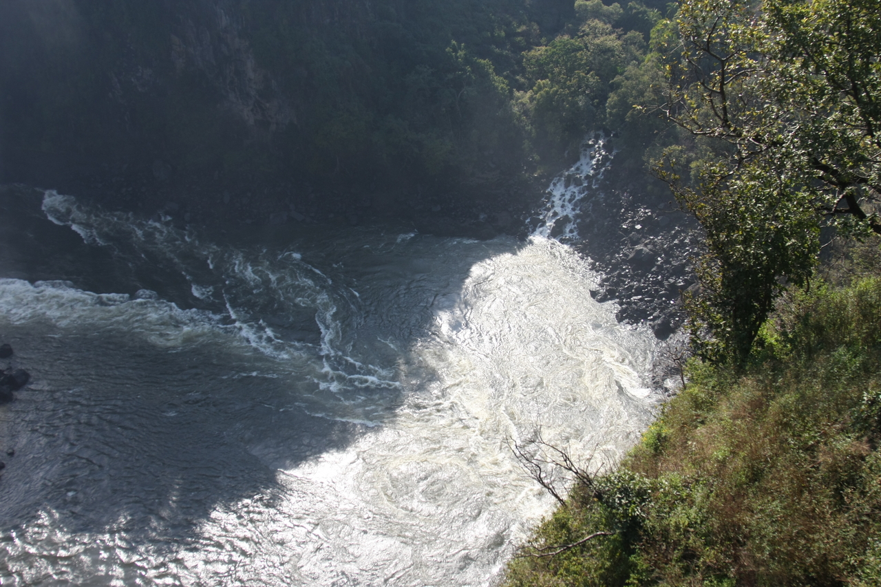 [30427] 2016_07_03_03_52_40_Africa_Canon_EOS_40D_IMG__05226.jpg