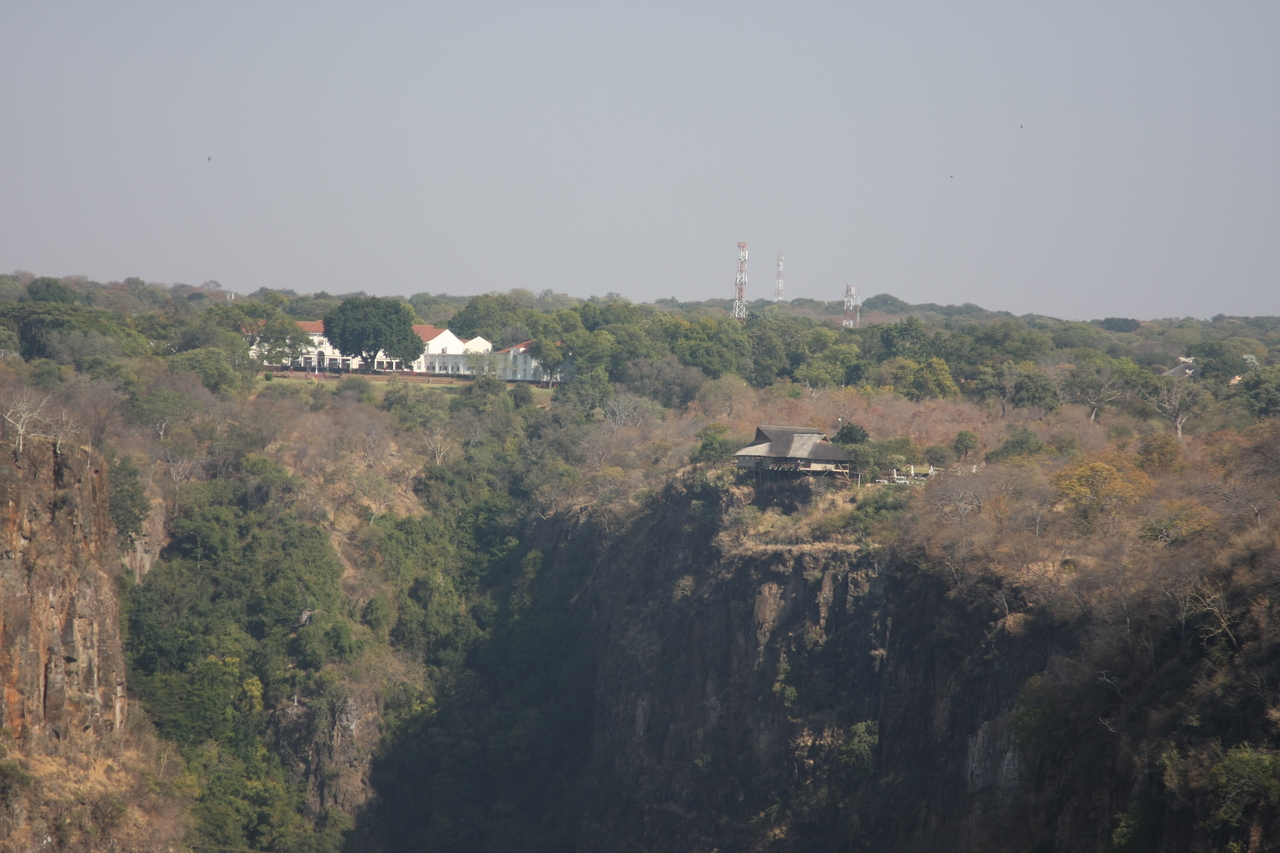 [30475] 2016_07_03_03_55_56_Africa_Canon_EOS_40D_IMG__00415.jpg