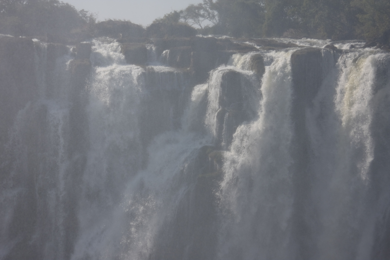 [31460] 2016_07_03_08_44_20_Africa_Canon_EOS_40D_IMG__12998.jpg