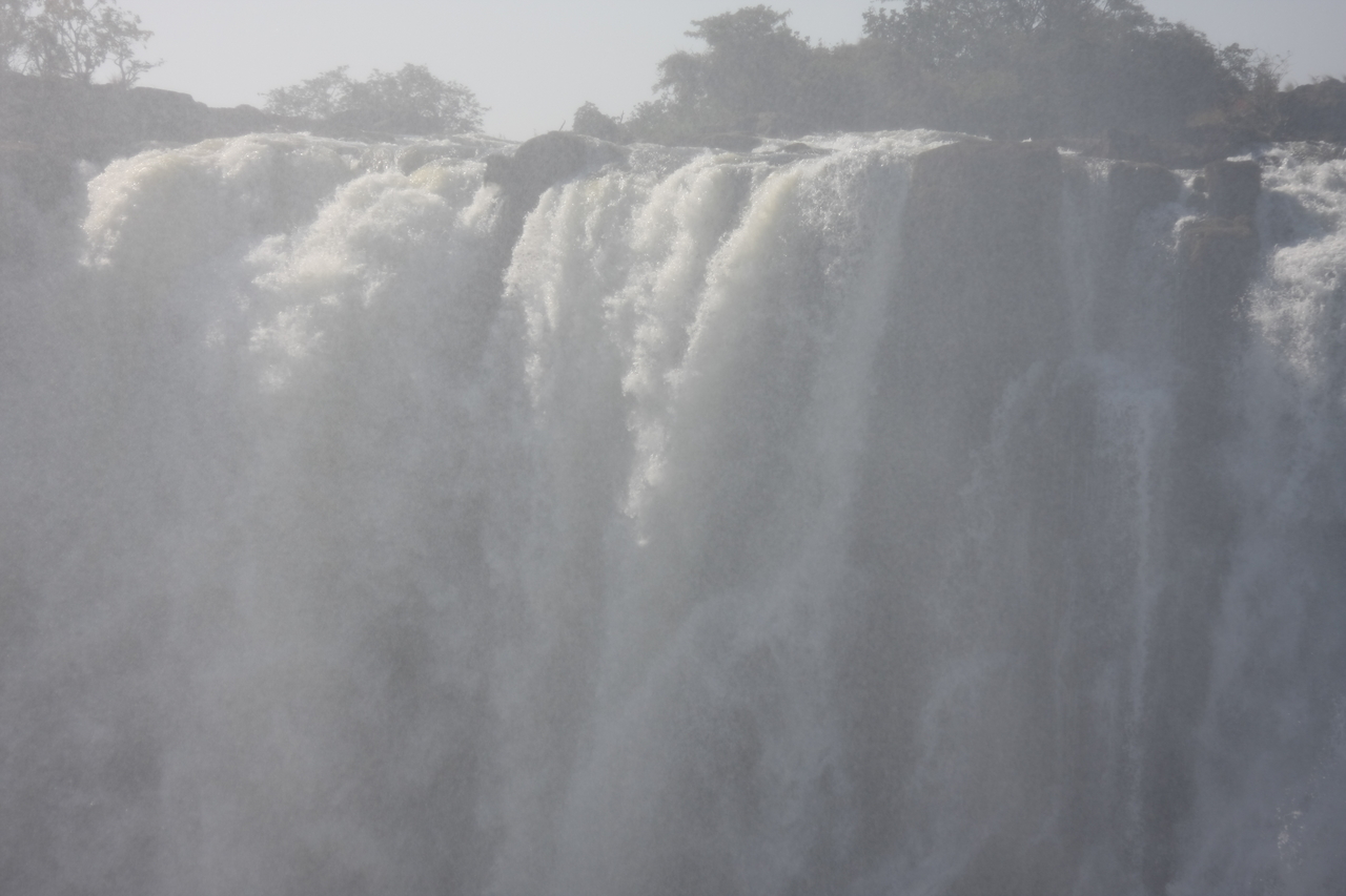 [31490] 2016_07_03_08_44_24_Africa_Canon_EOS_40D_IMG__13009.jpg