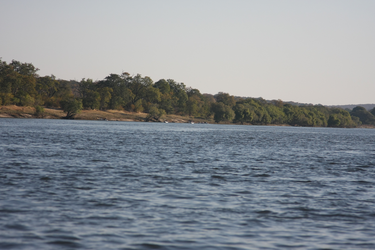 [33355] 2016_07_04_10_31_10_Africa_Canon_EOS_40D_IMG__13133.jpg