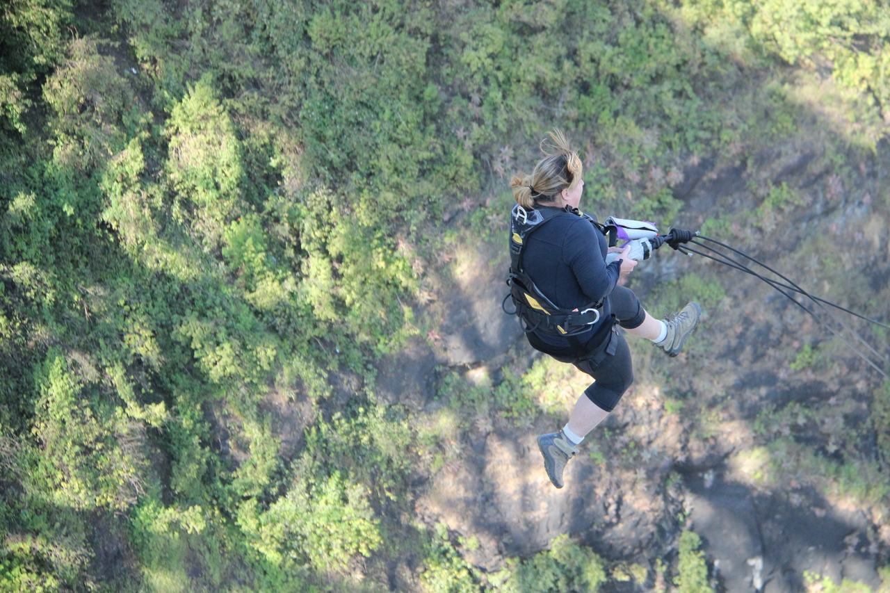 [32048] 2016_07_03_10_55_58_Africa_Canon_EOS_600D_IMG_4049_00069.jpg