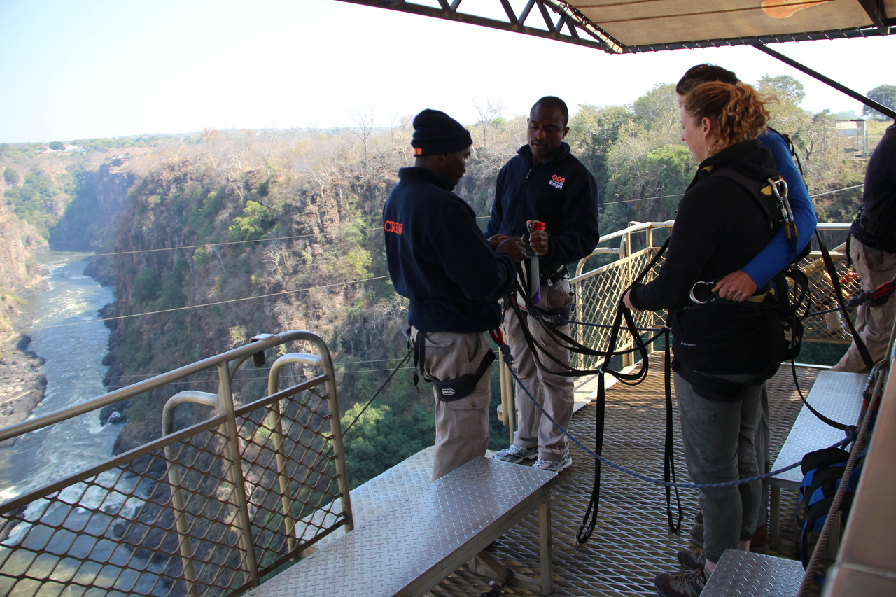 [32092] 2016_07_03_11_03_21_Africa_Canon_EOS_600D_IMG_4071_00157.jpg