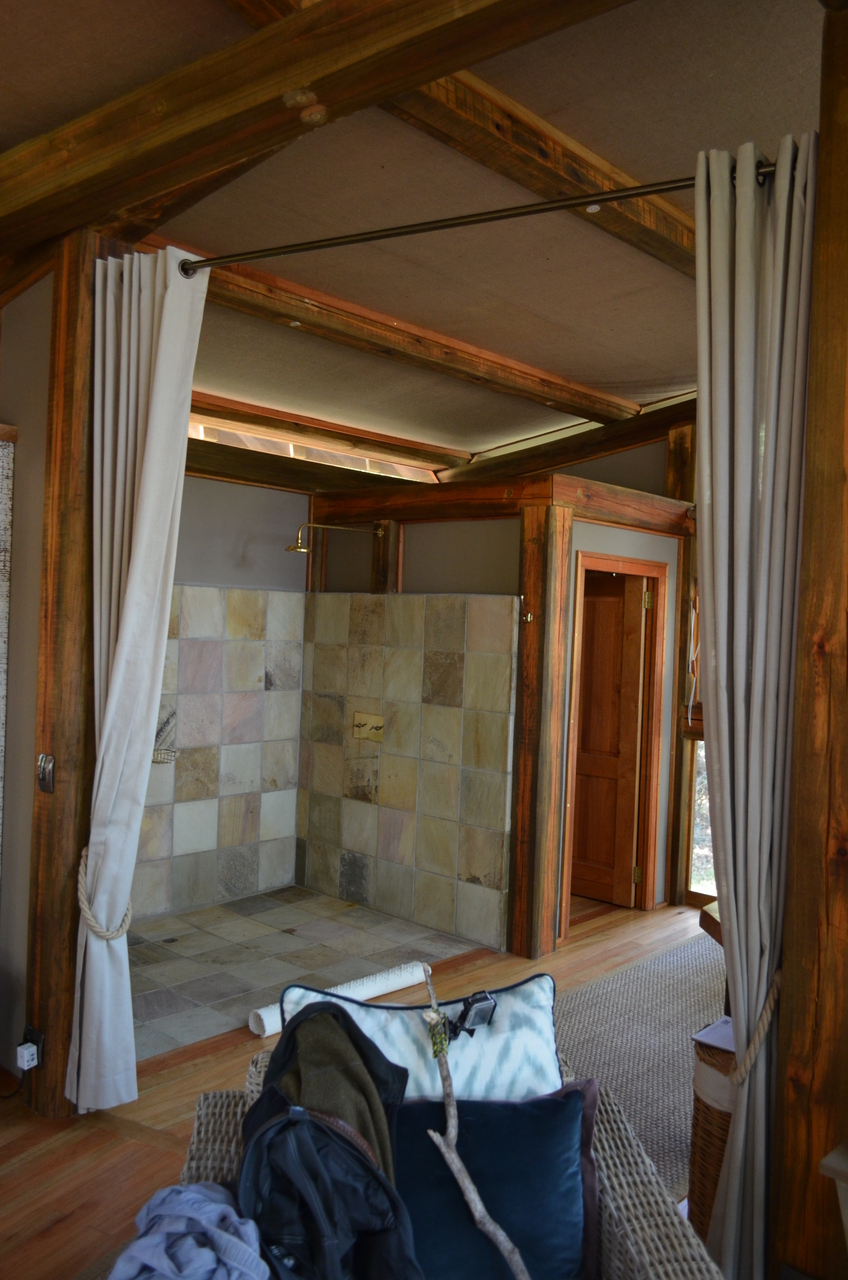 [26699] 2016_07_01_04_28_02_Africa_NIKON_D5100_IMG__05383.jpg