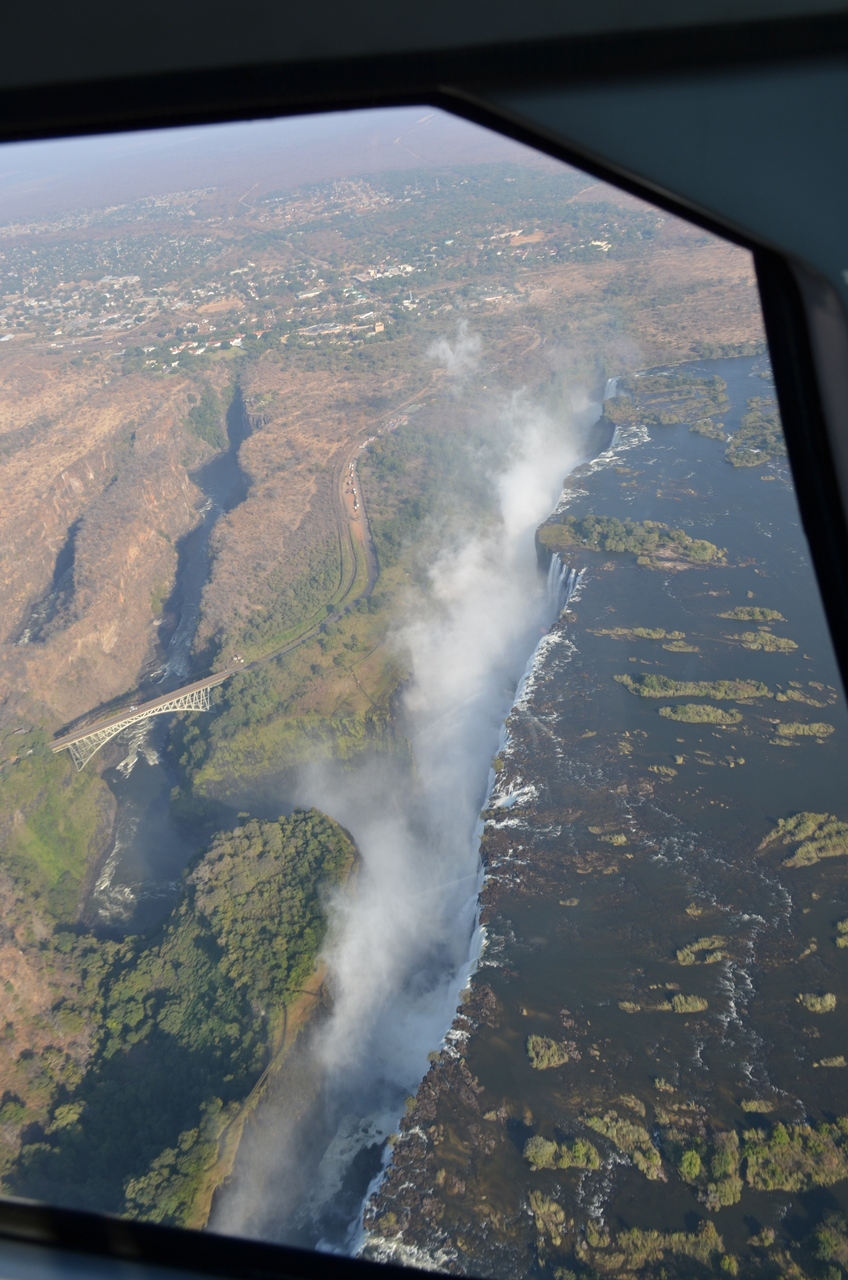 [28875] 2016_07_02_22_56_31_Africa_NIKON_D5100_IMG__05530.jpg