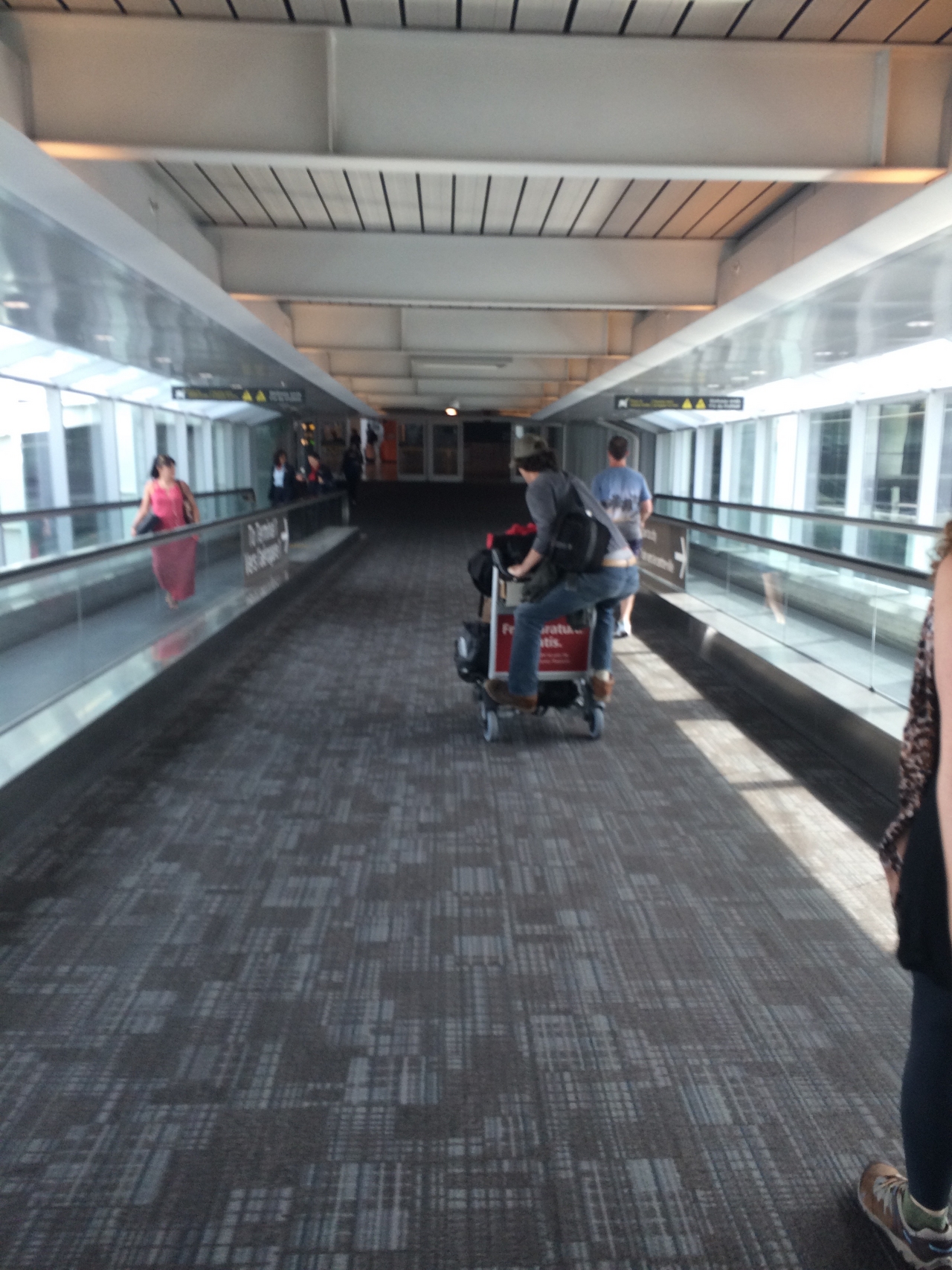 [9] 2016_06_18_17_09_04_Africa_iPhone_5s_IMG_7967_00047.jpg