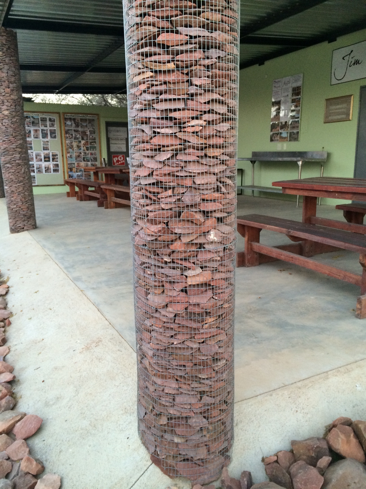 [8922] 2016_06_23_12_22_59_Africa_iPhone_5s_IMG__00417.jpg