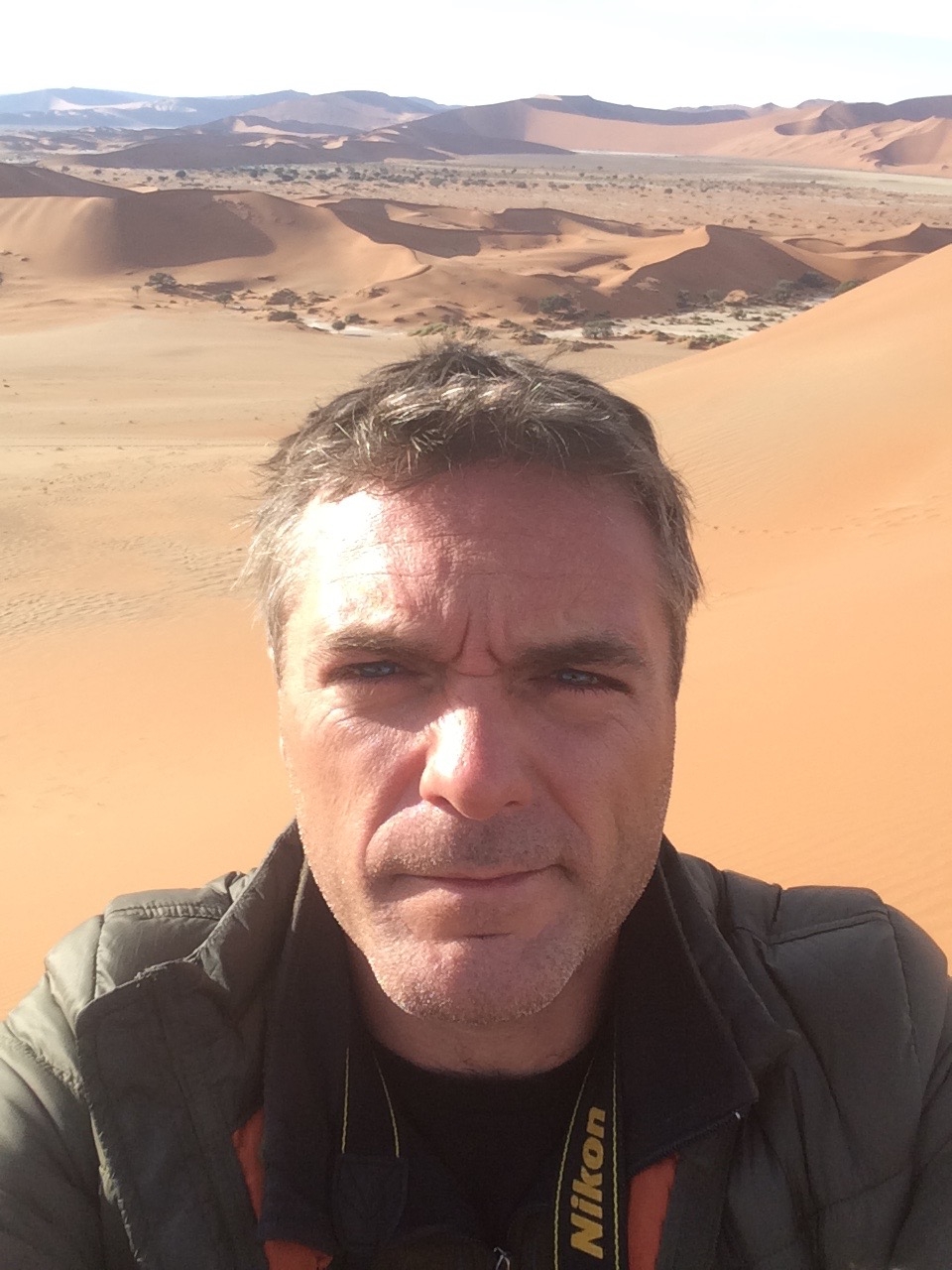 [15007] 2016_06_25_03_25_33_Africa_iPhone_5s_IMG__00547.jpg